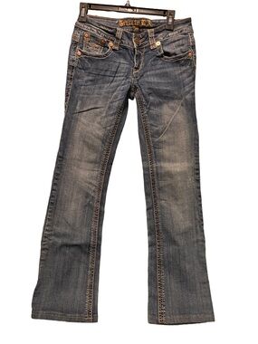 Low Rise Grace in LA Bootcut/Flare Jeans with Contrast Stitching